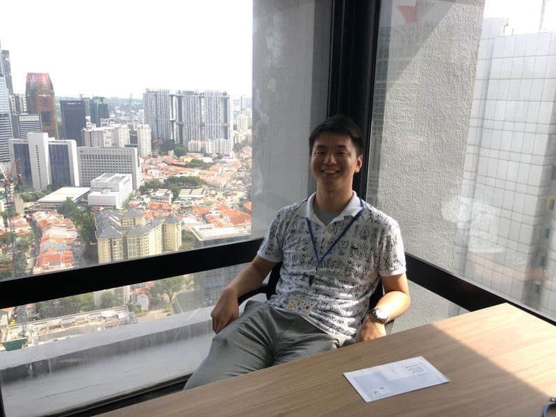 シンガポールのオフィスにて